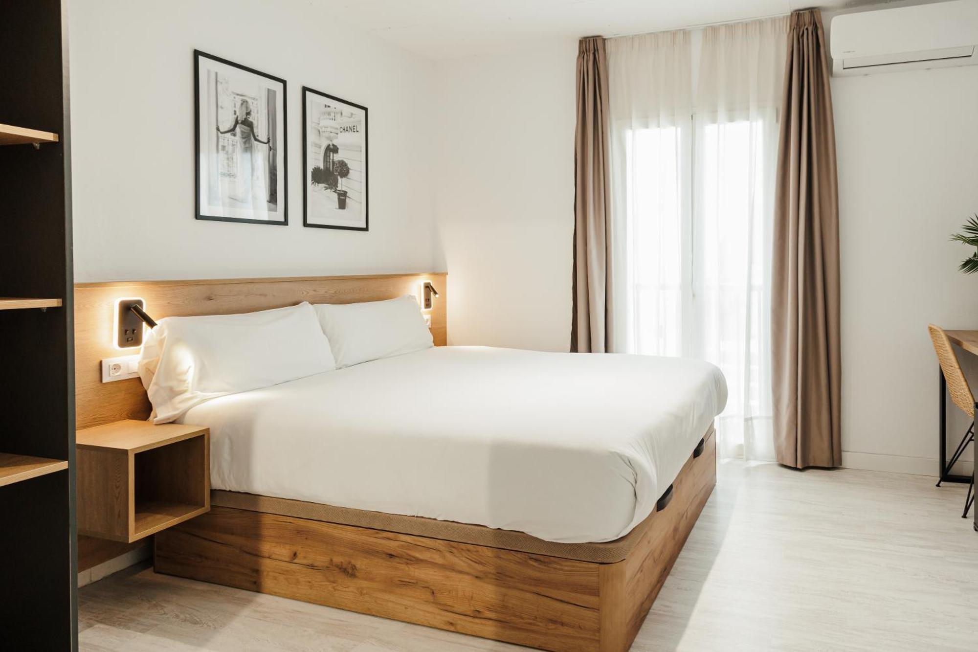 Astuto 21 Suites - Adults Only Херес-де-ла-Фронтера Экстерьер фото