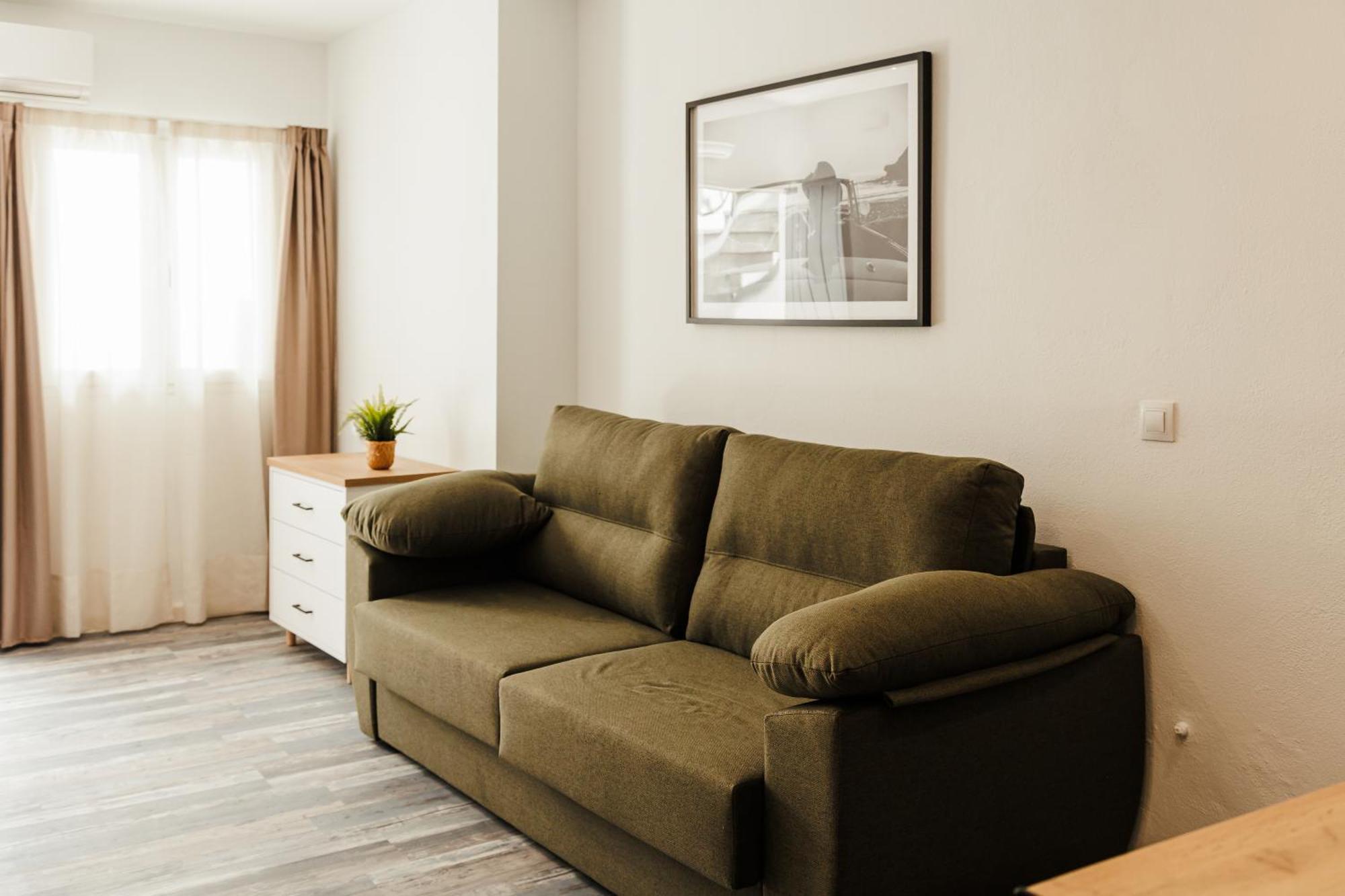 Astuto 21 Suites - Adults Only Херес-де-ла-Фронтера Экстерьер фото